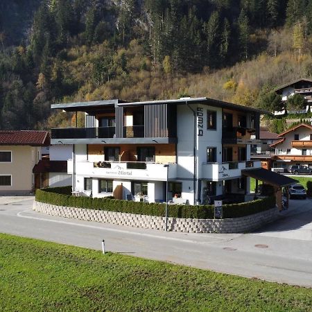 Holiday Flat Near Four Ski Lifts In Mayrhofen Exterior photo