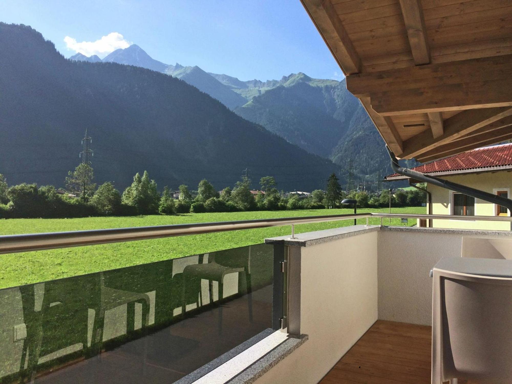 Holiday Flat Near Four Ski Lifts In Mayrhofen Exterior photo